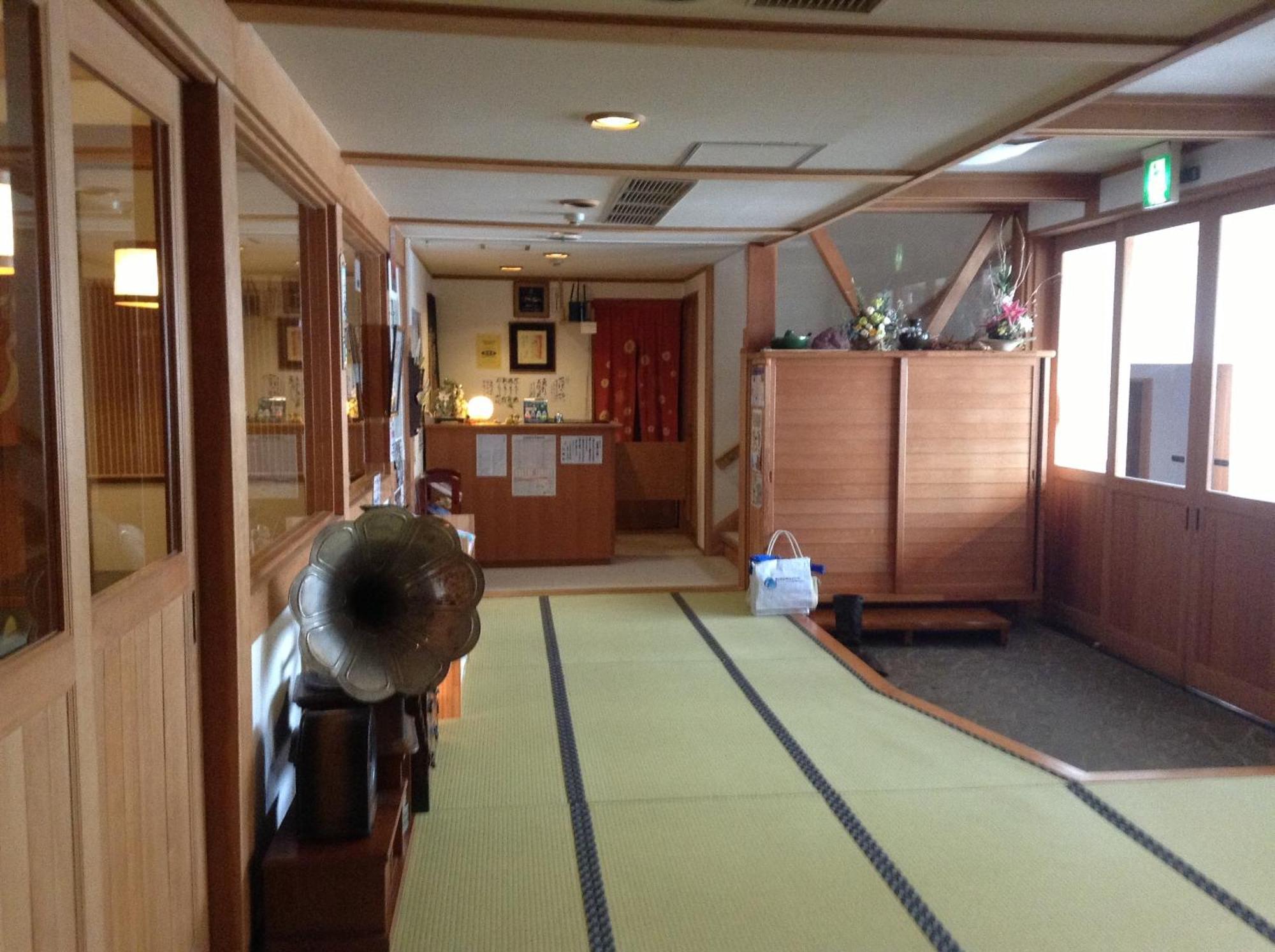 Minamiya 山とねこと遊ぶ宿 みなみ家 白馬村 エクステリア 写真