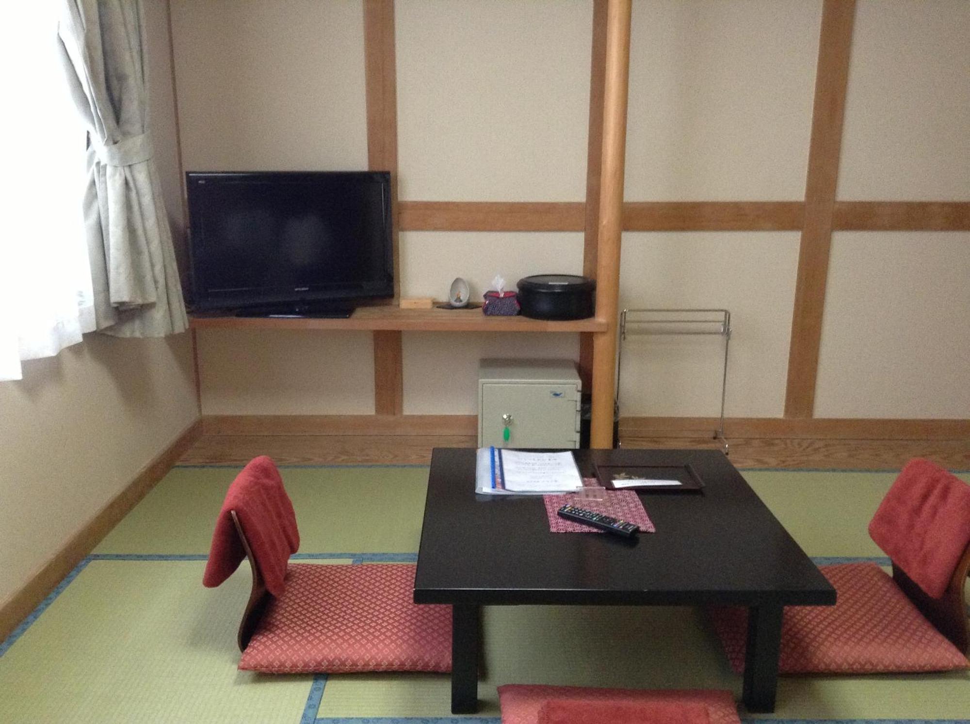Minamiya 山とねこと遊ぶ宿 みなみ家 白馬村 部屋 写真